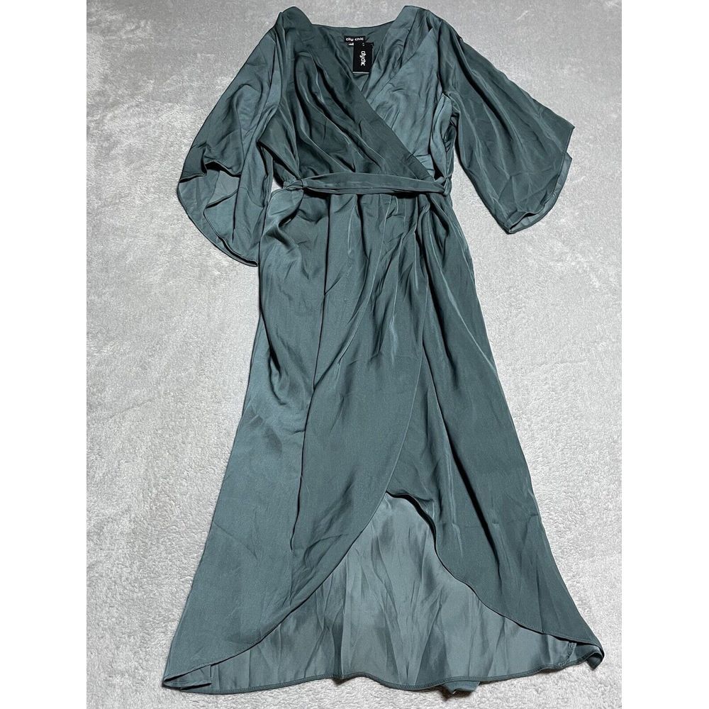 Unknown Brand Emerald Green Wrap Midi Dress